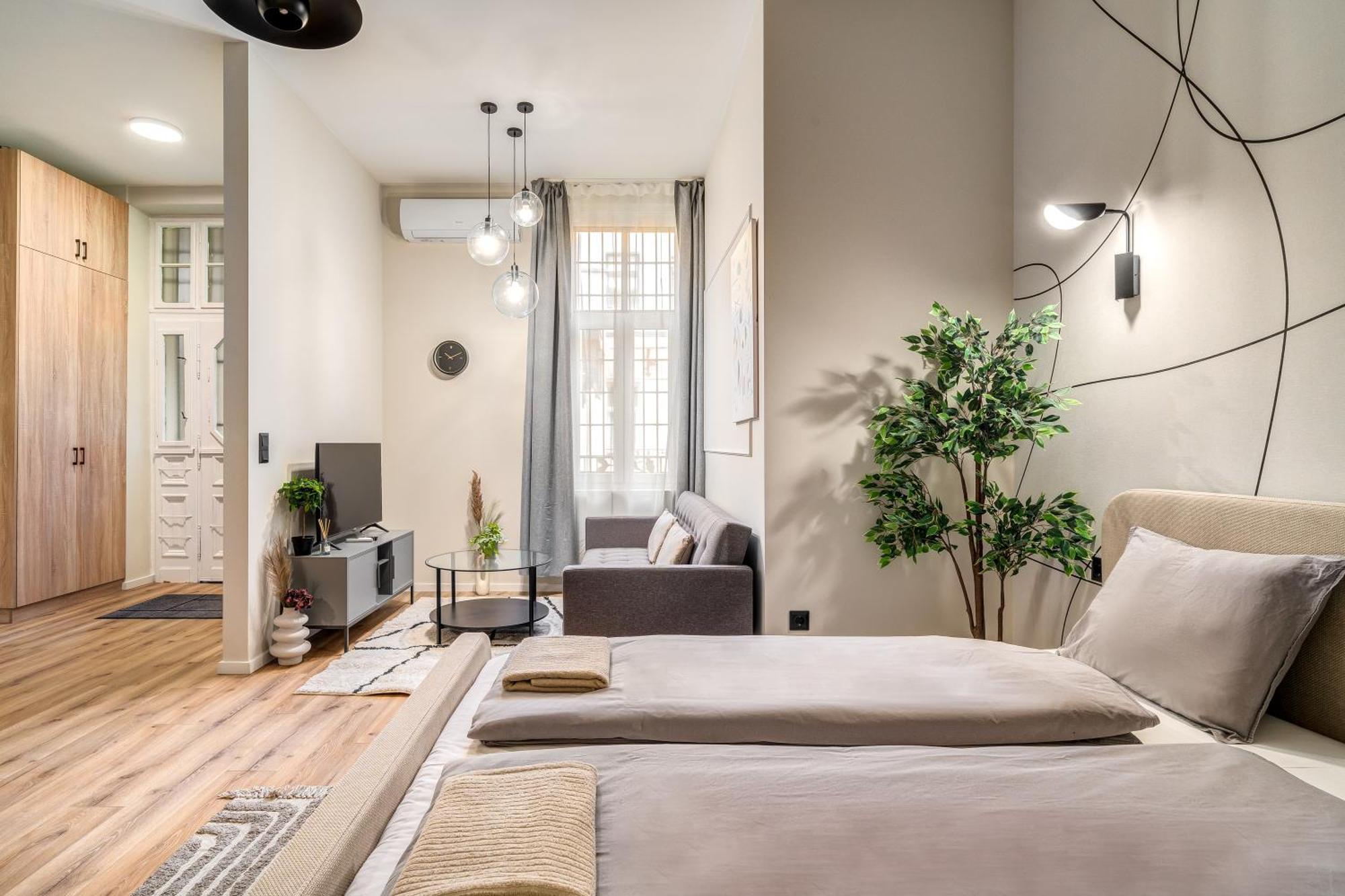 Apartment Time Out - R30